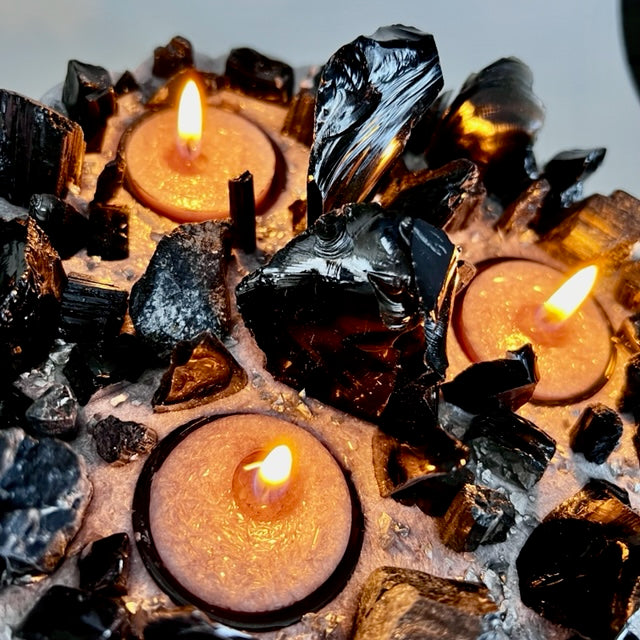 LUNAR TEMPEST 02 - Kat & Gio Aromatherapy Crystal Gemstone Candles 