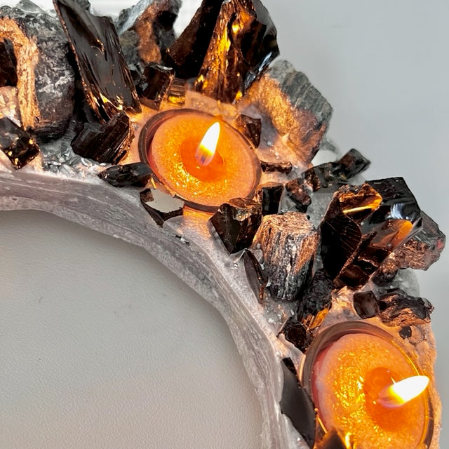 LUNAR TEMPEST 03 - Kat & Gio Aromatherapy Crystal Gemstone Candles 